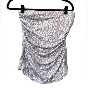 Women's Express tube top Medium